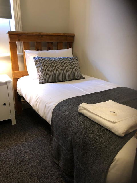 Cornwall Hotel - Australia Accommodation 12