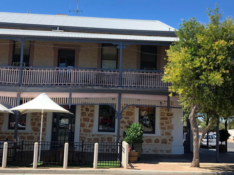 Cornwall Hotel - Australia Accommodation 1