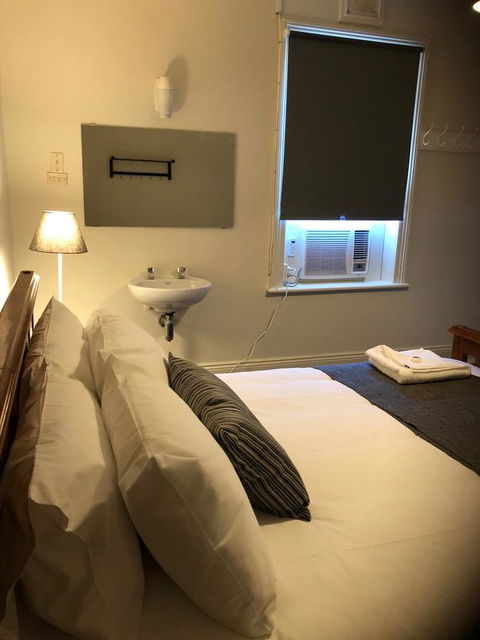 Cornwall Hotel - Australia Accommodation 5
