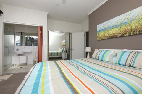 Boom 6 Boomerang Beach - Australia Accommodation 9
