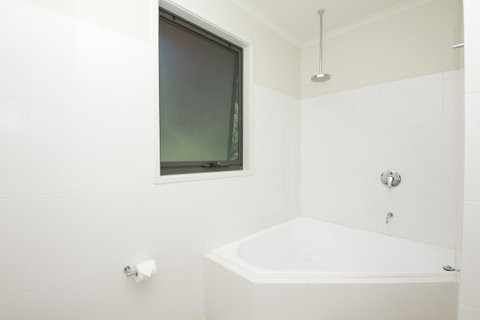 Boom 6 Boomerang Beach - Australia Accommodation 16