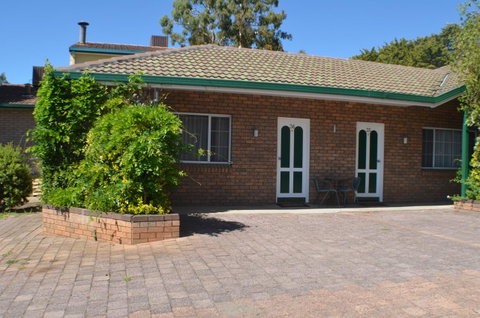 Deer Park Motor Inn Armidale - Australia Accommodation 37