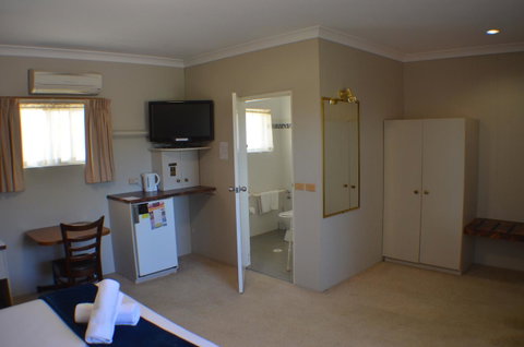 Deer Park Motor Inn Armidale - Australia Accommodation 34