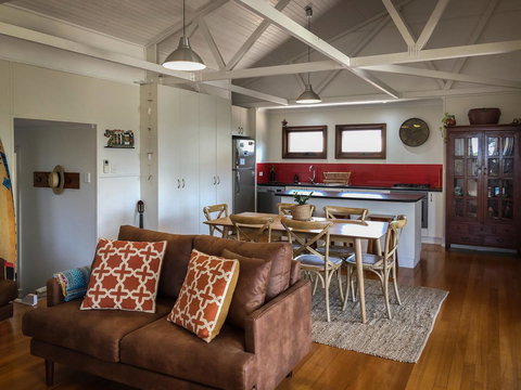 SeaLaVie - Australia Accommodation 0