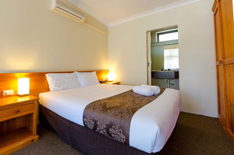 Abcot Inn - Australia Accommodation 19