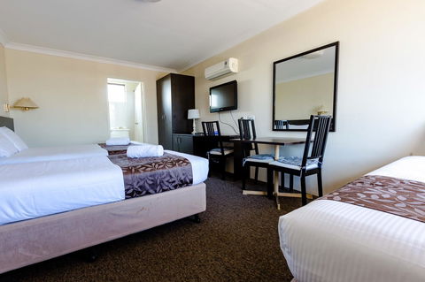 Abcot Inn - Australia Accommodation 2