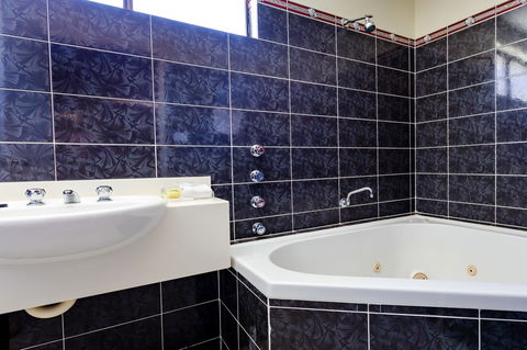 Abcot Inn - Australia Accommodation 15