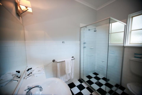 St Francis Winery - Australia Accommodation 3