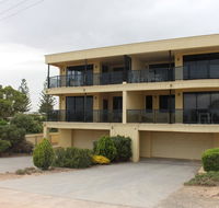 The Lighthouse - Beachfront Accommodation - Australia Accommodation