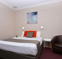 Motel Poinsettia - Australia Accommodation