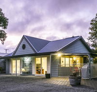 One Tree Bed and Breakfast - Australia Accommodation