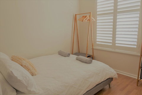 Henley Beach South, Amazing Views, Huge Private Balcony! - Australia Accommodation 4