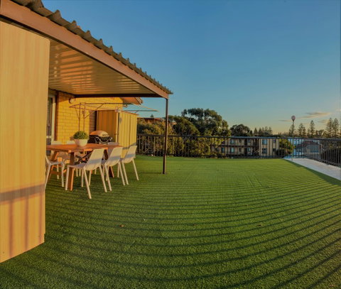 Henley Beach South, Amazing Views, Huge Private Balcony! - Australia Accommodation 20