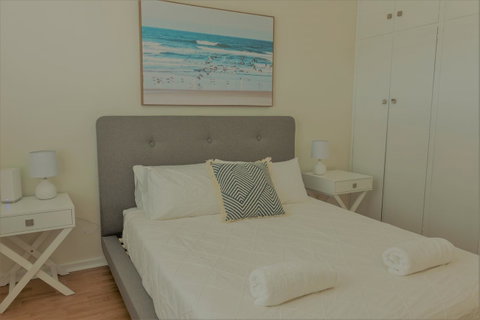 Henley Beach South, Amazing Views, Huge Private Balcony! - Australia Accommodation 11