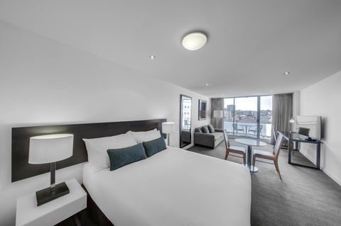 Adina Apartment Hotel Wollongong - Australia Accommodation 9