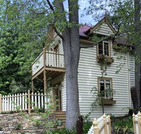 Aldgate Creek Cottage Bed and Breakfast - Australia Accommodation