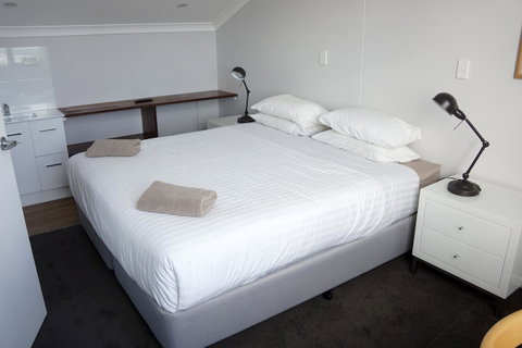 Oceanside 23 - Australia Accommodation 9