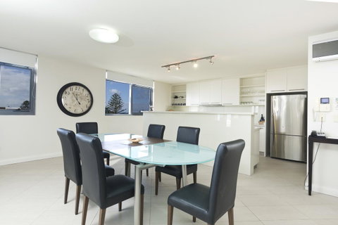 Sevan Apartments Forster - Australia Accommodation 4