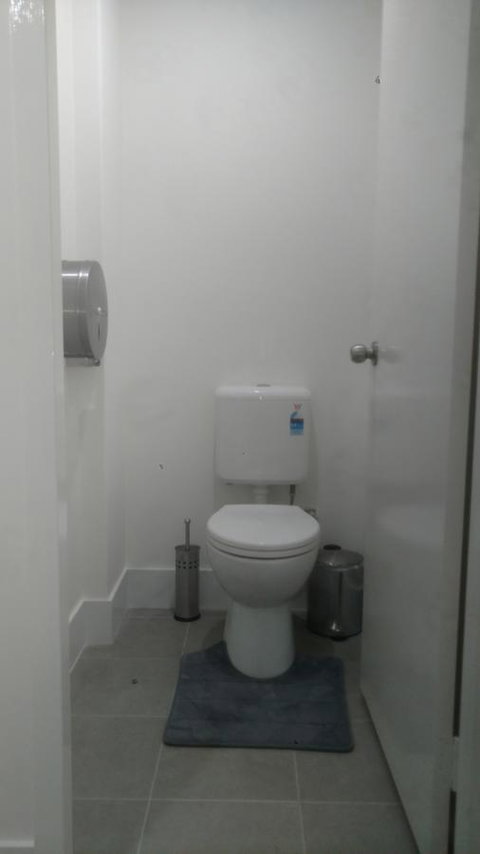 Perth City Backpackers Hostel - Note - Valid Passport Required To Check In - Australia Accommodation 16