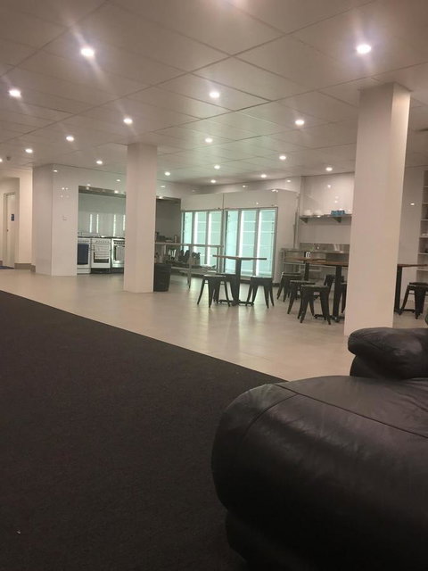 Perth City Backpackers Hostel - Note - Valid Passport Required To Check In - Australia Accommodation 11
