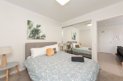 Yaran Suites - Australia Accommodation 25