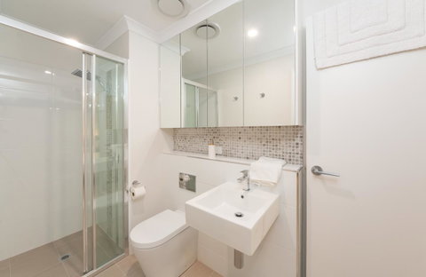 Yaran Suites - Australia Accommodation 15