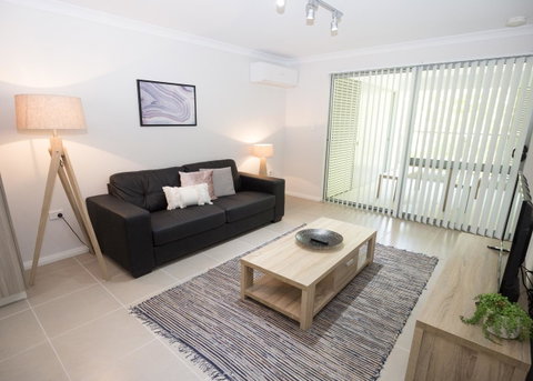 Yaran Suites - Australia Accommodation 14