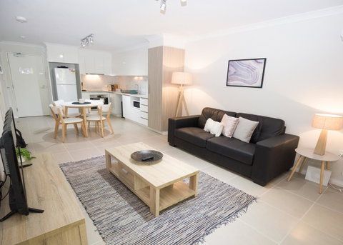 Yaran Suites - Australia Accommodation 13