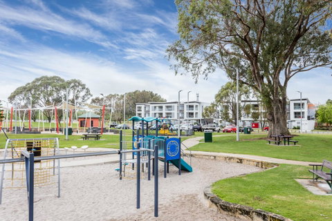 Yaran Suites - Australia Accommodation 2