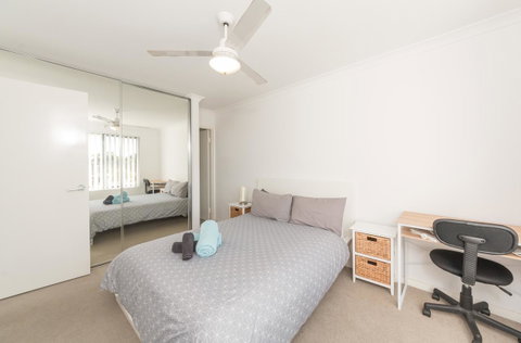 Yaran Suites - Australia Accommodation 34