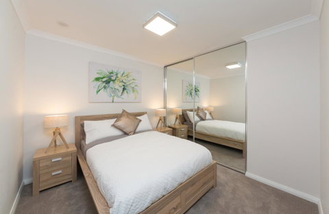 Yaran Suites - Australia Accommodation 19
