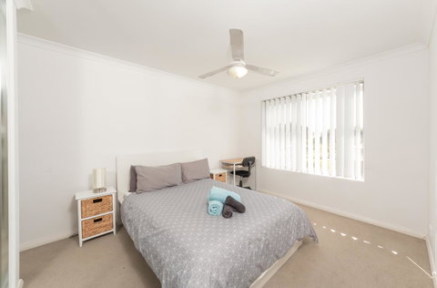 Yaran Suites - Australia Accommodation 35