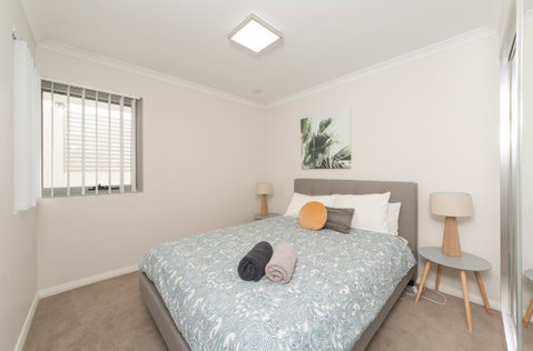 Yaran Suites - Australia Accommodation 26