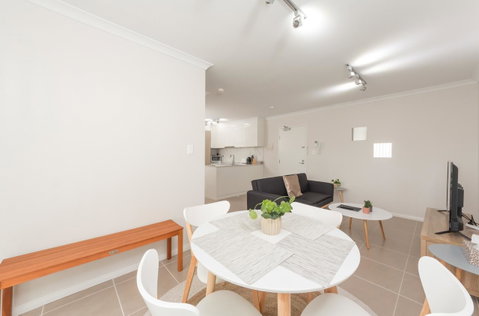 Yaran Suites - Australia Accommodation 29