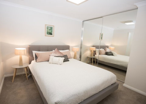 Yaran Suites - Australia Accommodation 0