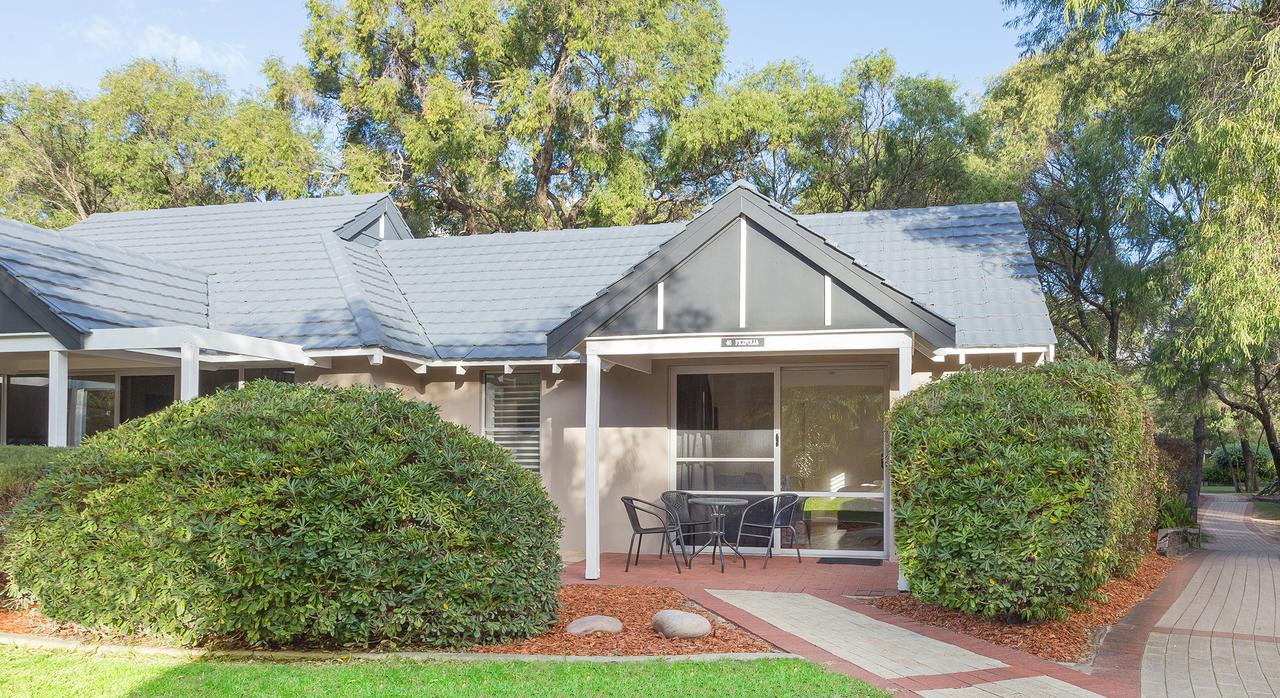 Broadwater WA Australia Accommodation