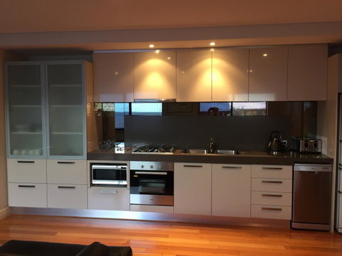 Parklane Apartments - Australia Accommodation 6