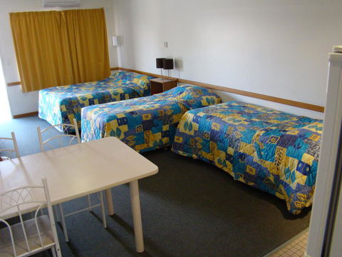 Dunsborough Central Motel - Australia Accommodation 35
