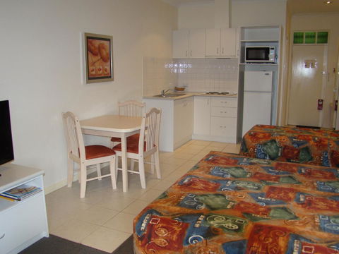 Dunsborough Central Motel - Australia Accommodation 10