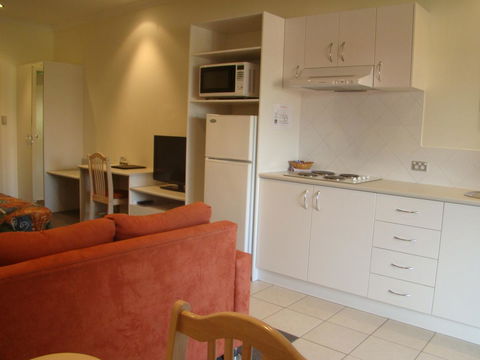 Dunsborough Central Motel - Australia Accommodation 32