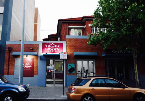 The Emperors Crown Hostel - Australia Accommodation 0