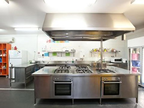 The Emperors Crown Hostel - Australia Accommodation 32