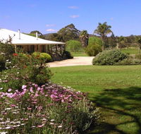Rayanne Homestead - Australia Accommodation