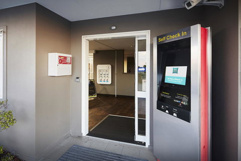 Ibis Budget Perth Airport - Australia Accommodation 5