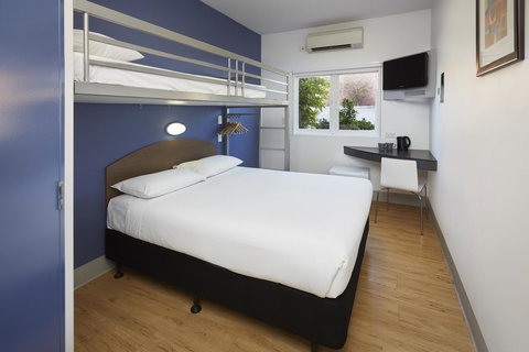 Ibis Budget Perth Airport - Australia Accommodation 13