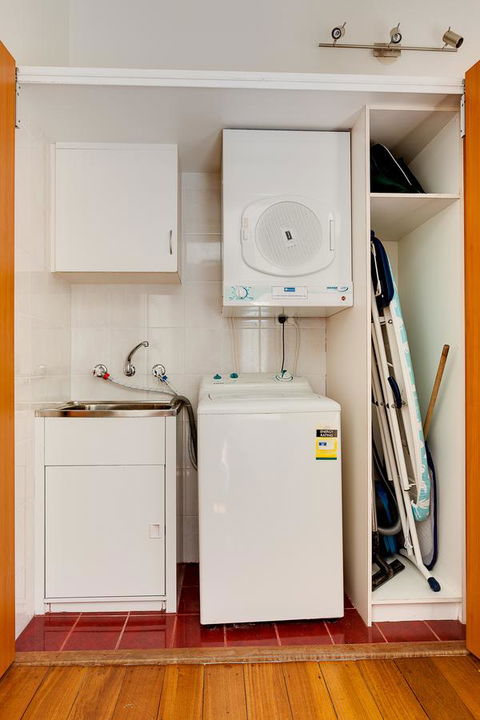 Cottesloe Beach House I - Australia Accommodation 20