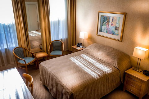 European Hotel - Australia Accommodation 3