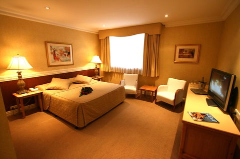European Hotel - Australia Accommodation 24