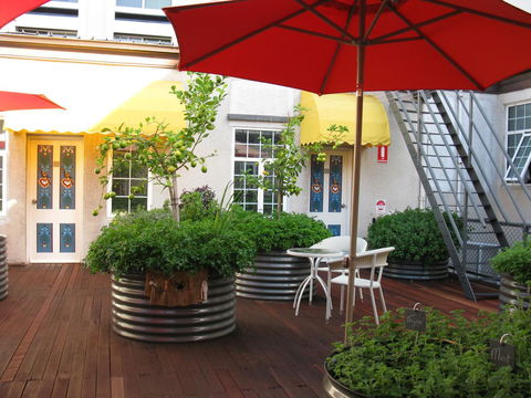 European Hotel - Australia Accommodation 7