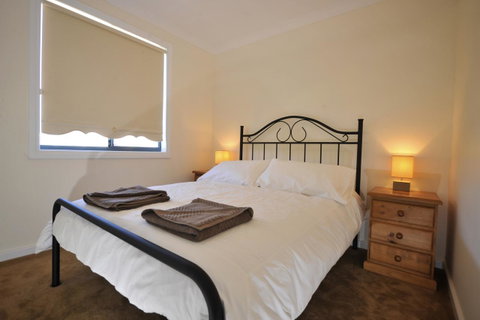 Palm Beach Manor - Australia Accommodation 11